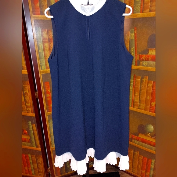 Vintage Nanette Lepore size 14 navy blue white lace collar & pleated hem - Picture 1 of 7